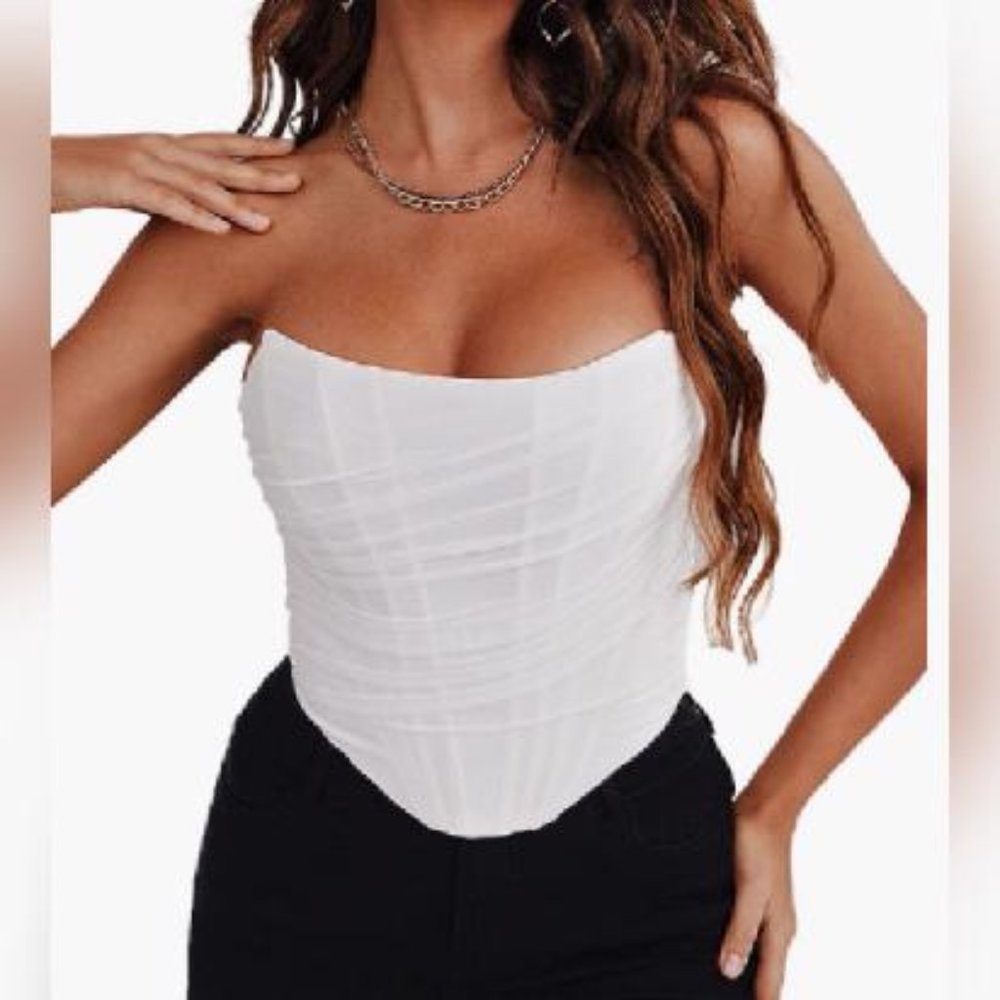 Elegant White Strapless Top